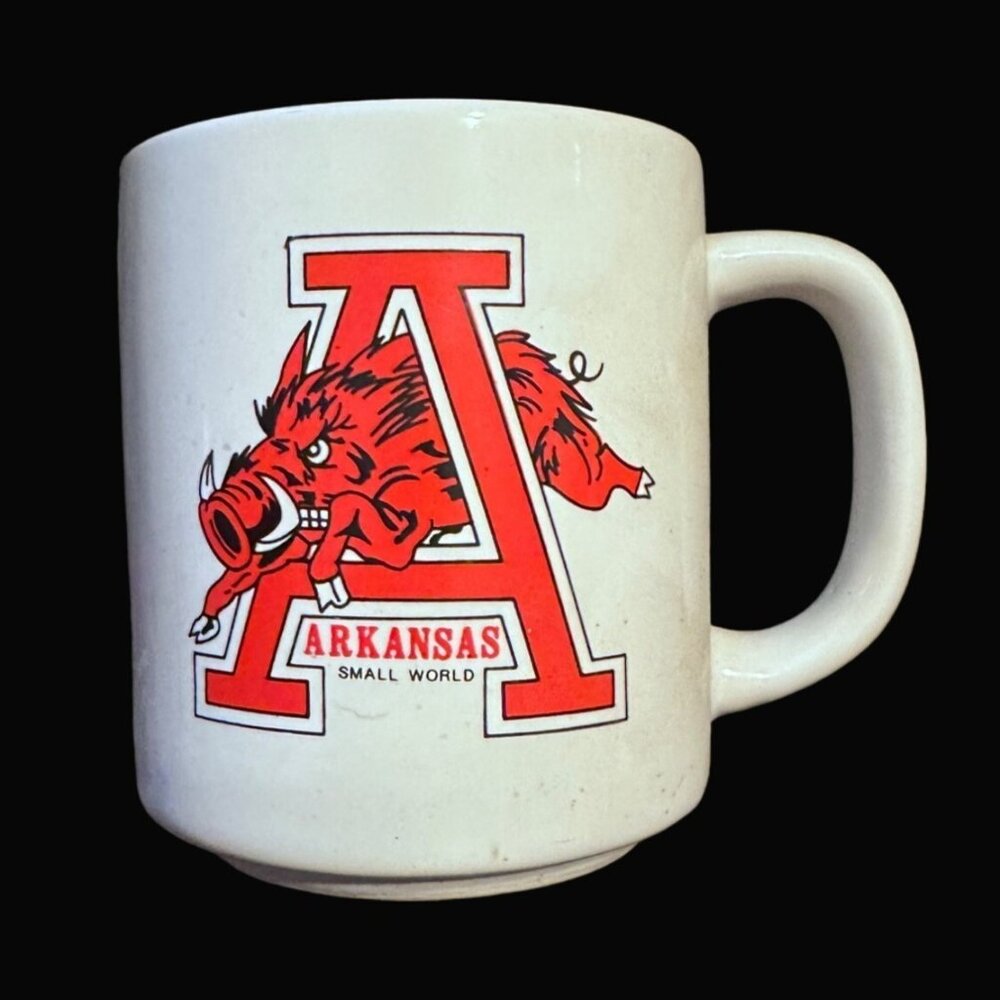 Arkansas Razorbacks Small World Ceramic Mug‎ 12 Oz White With Red Team Logo